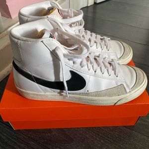 nike blazers size 8